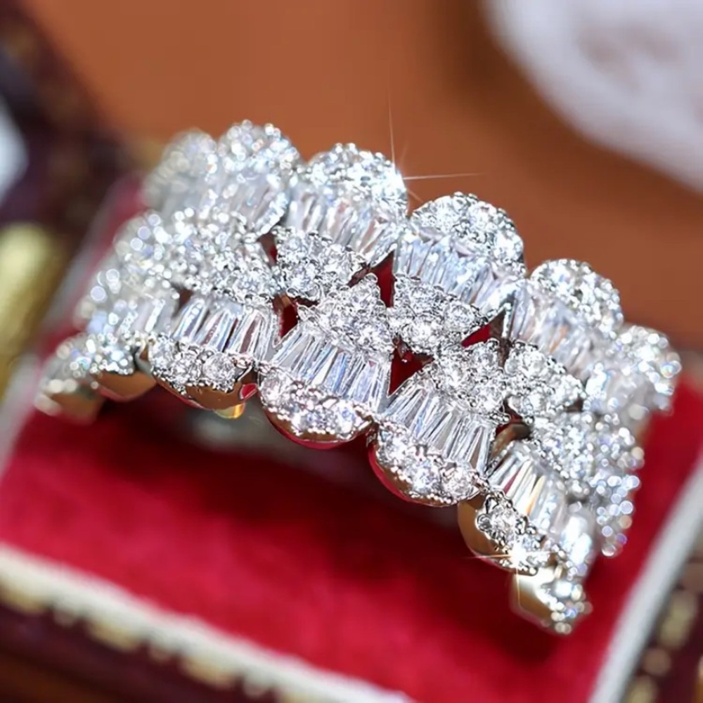 Neiman Marcus White Crystal Cluster Ring in Silver Tone